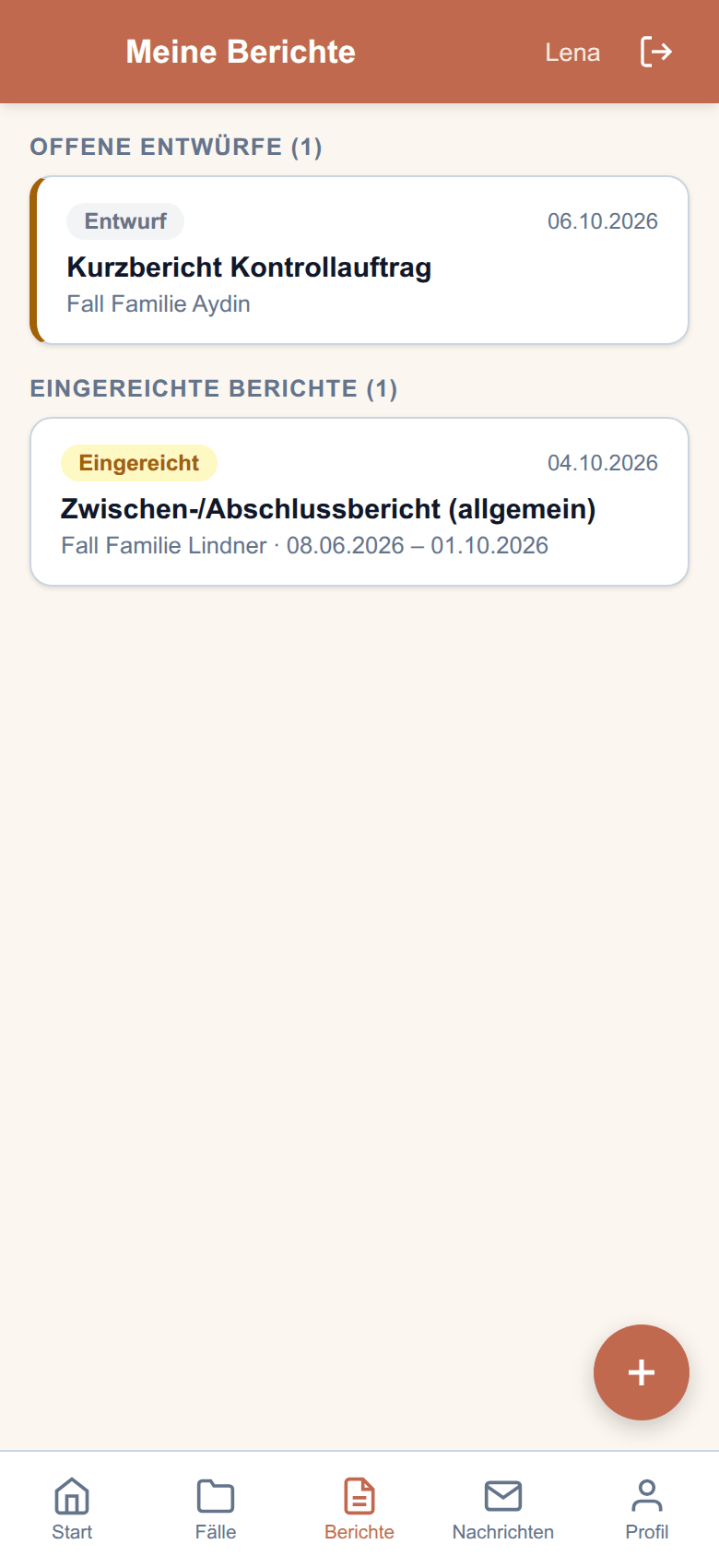 Die Berichteliste: oben der Entwurf, darunter ein eingereichter Bericht. Unten rechts der runde Plus-Knopf.